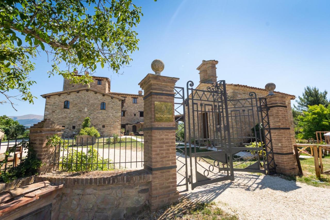 Hotel Borgo Castello Panicaglia Nocera Umbra Exterior foto